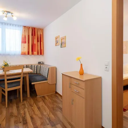 Gaestehaus Sahin Apartment Bartholomaeberg